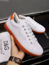 D&G 新作 新品同様超美品 通販＆送料込 牛革 運動靴 男性用 DG013